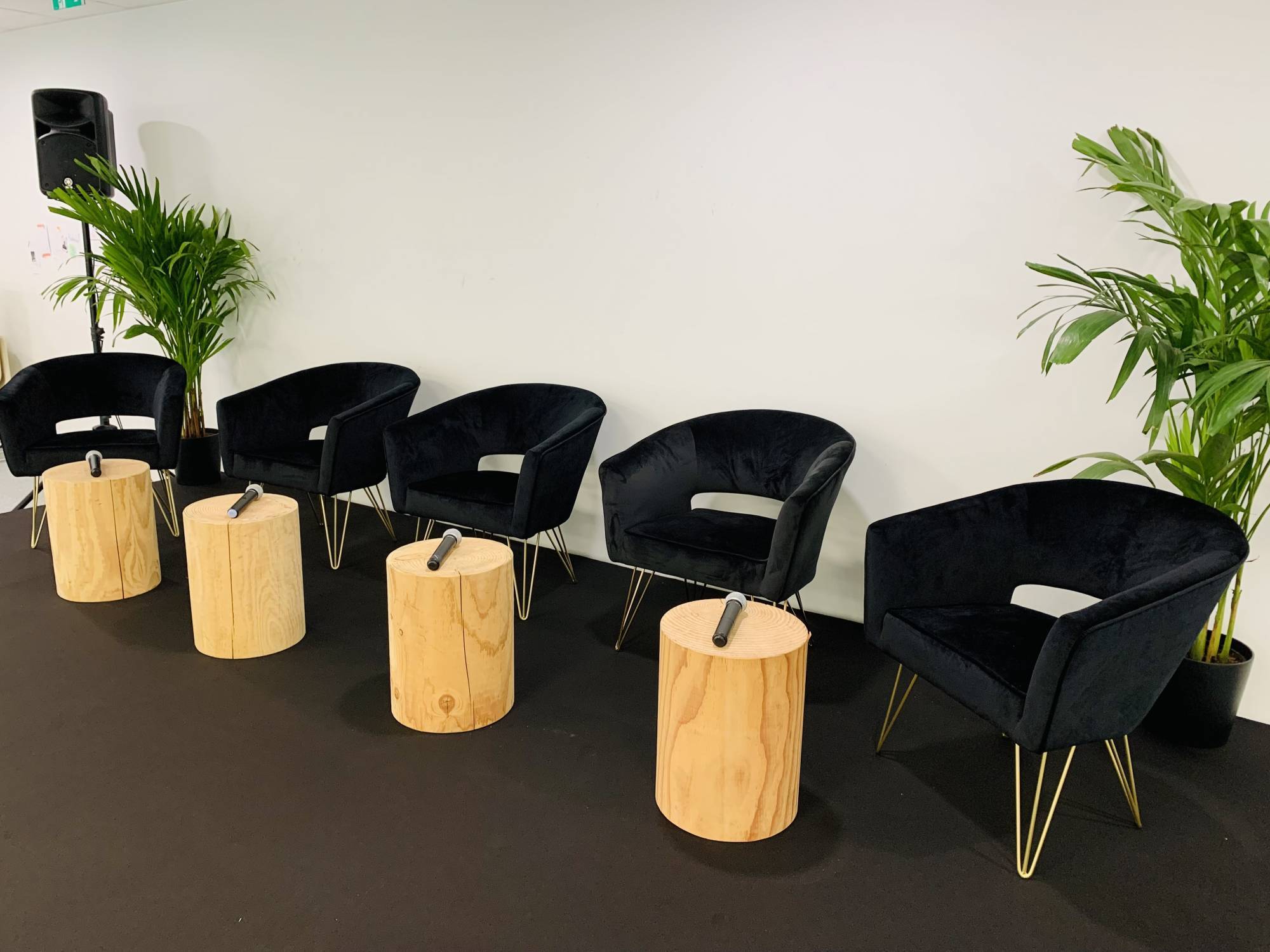 Mobilier évènementiel et matériel technique à louer dans le 78