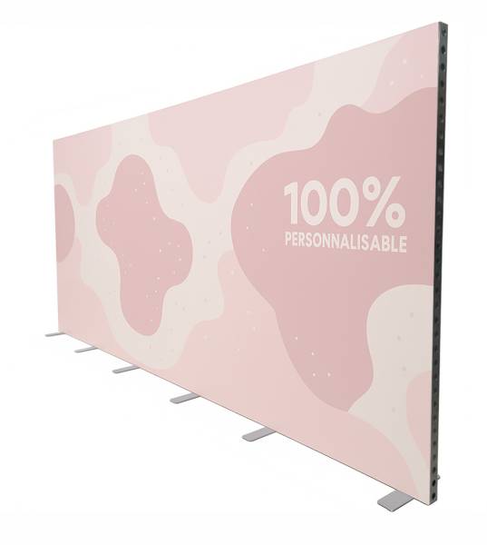 Louer une cloison avec toile tissée personnalisée aux couleurs de son entreprise à Paris