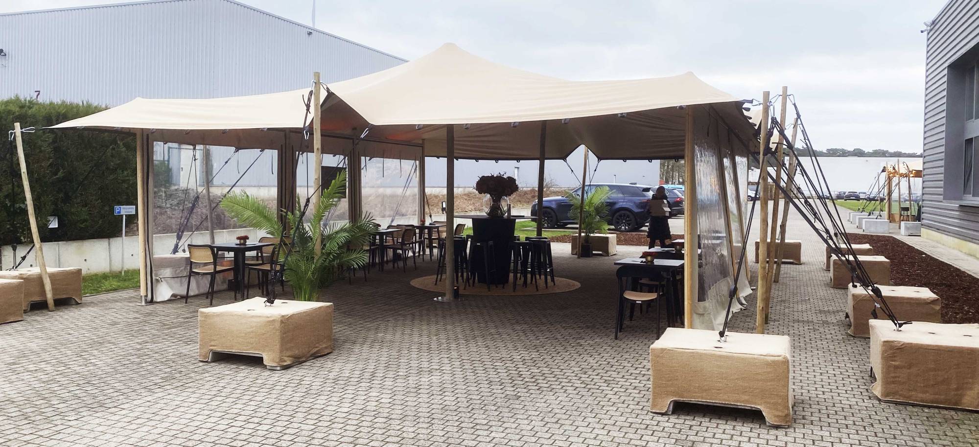 Location de Poids de lestage pour tente nomade  dans le 92