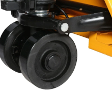 Location d'un transpalette  manuel avec fourches courtes en région parisienne