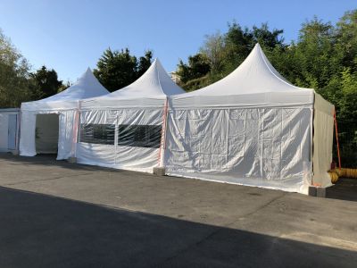 Louer des barnums tentes pagodes pliantes à Paris