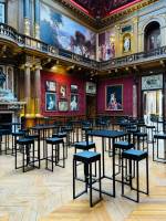 Ou trouver du mobilier ergonomique et moderne noir pour meubler son évènement dans le 77