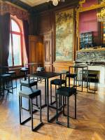 Louer du mobilier évènementiel élégant et fonctionnel pour réception d'entreprise près de Paris