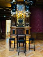 Louer des tabourets hauts noirs dans le 77